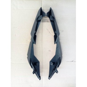 Parça: Mt 125  Yan Kapak Plasti̇ği̇ Tk.